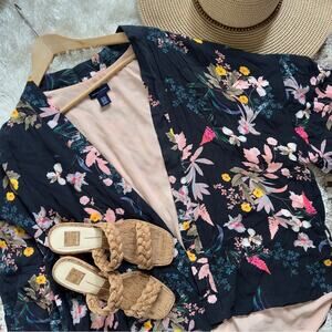 Adrienne Vittadini kimono m L XL  large extra large floral swim coverup cardigan
